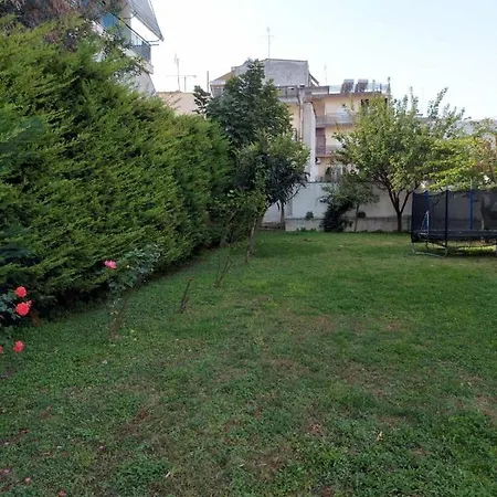 Square 2 Apartament Tríkala